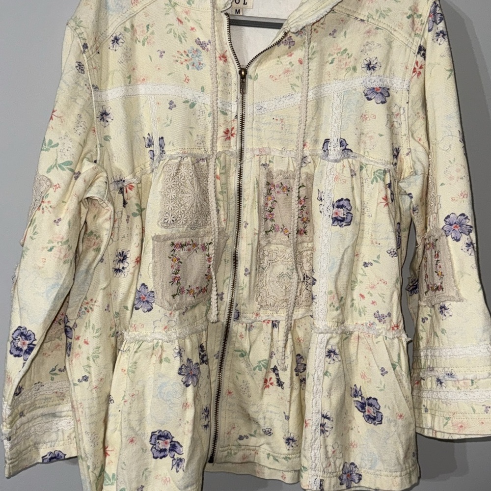 POL Cream Floral Utility Jacket